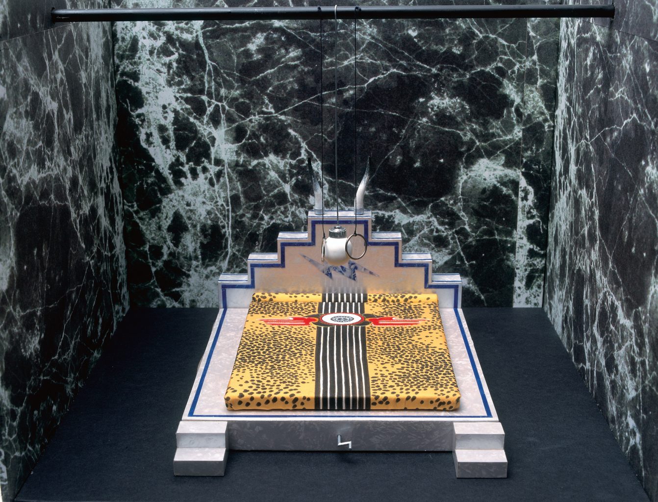 Archizoom Associati, Letto di sogno, Presagio di rose, 1967-2000 Maquette Photographie : Philippe Magnon Collection Frac Centre, Orléans