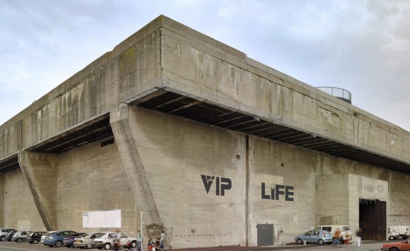 Le Life, espace d'exposition, anciennement une base sous-marine allemande