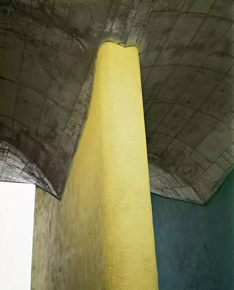 Photographie de Thomas Florschuetz, voûte, détail architectural.