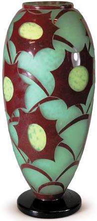 Charles Schneider, vase Cosmos en verre poudré vert et jaune doublé produite entre 1928 et 1930.