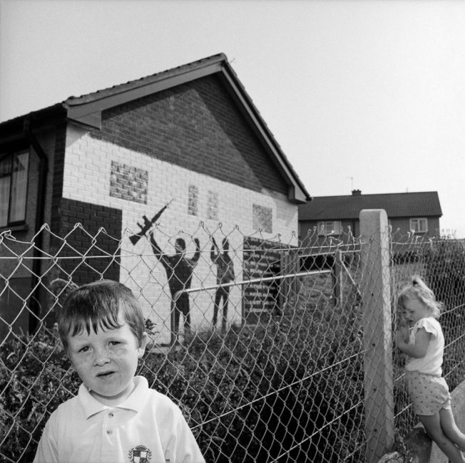 Rosalind Fox Solomon. ‘Belfast, Northern Ireland, 1990’